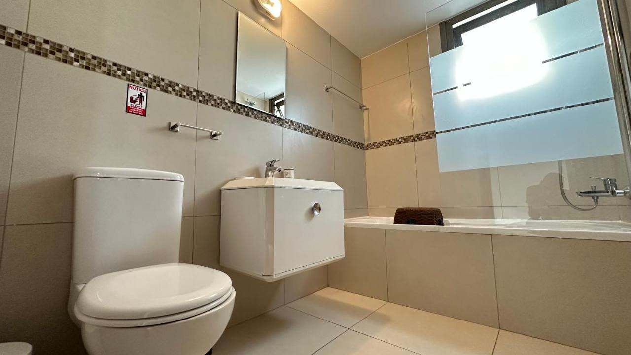 Merab Holidays - K13 Villa Ayía Nápa